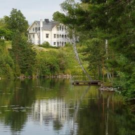 Bredsjö Herrgård, Hotel in Hällefors