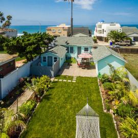 Pacific Bungalow in Oceanside with Backyard & Tiny House, hotel in Oceanside