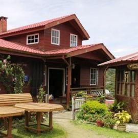Mile 36 Lodge, hotel di Kundasang
