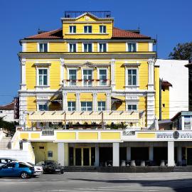Hotel Anna Palace โรงแรมในรูเซ