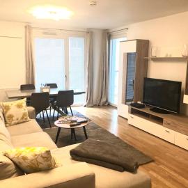 Amazing Austria Center Apartment near UNO City、ウィーンのホテル