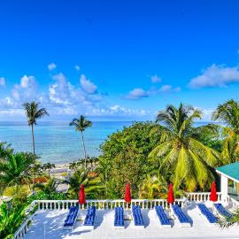 Viking Hill Oceanfront Hostel & Resort, hotel i Nassau