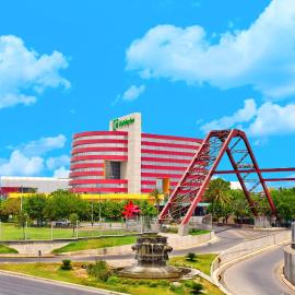 Holiday Inn Monterrey-Parque Fundidora by IHG, hotel di Monterrey