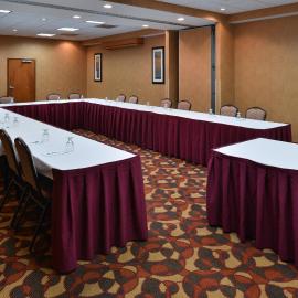 Holiday Inn Martinsburg by IHG, hotel u gradu 'Martinsburg'