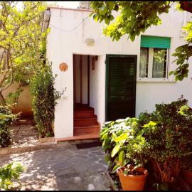 Cavo Beach 4, hotel i Cavo