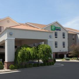 Holiday Inn Express Hotel & Suites Brookville by IHG, hotel a Brookville