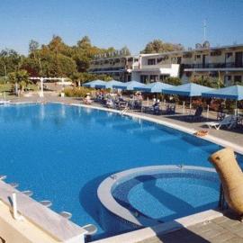Lintzi Hotel, hotelli kohteessa Arkoúdi