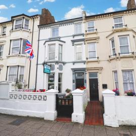 Aqua Bay Guest House, Hotel in Herne Bay