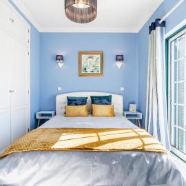 Mouzinho Blueapartment, מלון בקבאנס דה טאבירה