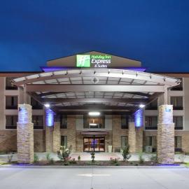 Holiday Inn Express & Suites St Louis Airport by IHG, hotel u gradu 'Woodson Terrace'
