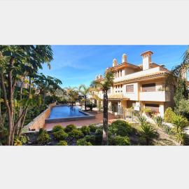 Apartamento de lujo cerca de La Isla del Fraile โรงแรมในอากีลัส