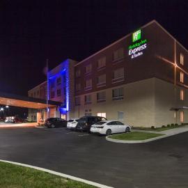 Holiday Inn Express & Suites - Indianapolis NW - Zionsville by IHG: Whitestown şehrinde bir otel