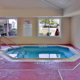 Holiday Inn Express Hotel & Suites-Saint Joseph by IHG, hotelli kohteessa Saint Joseph