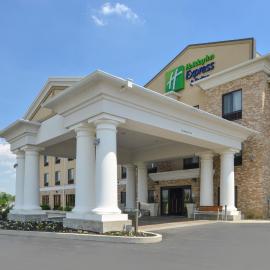 Holiday Inn Express & Suites Greenfield by IHG，格林菲爾德的飯店