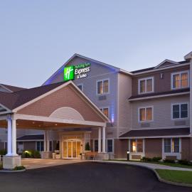 Holiday Inn Express & Suites Tilton by IHG, hotel Tiltonban