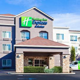 Holiday Inn Express & Suites Oakland - Airport by IHG, hotel u gradu 'Oakland'