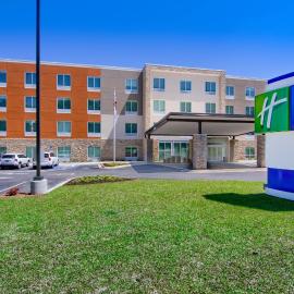 Mobile में, होटल Holiday Inn Express & Suites Mobile - University Area by IHG