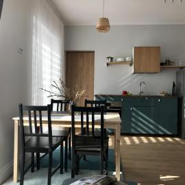 ApartHotel EcoStay, hotel in Włoszczowa