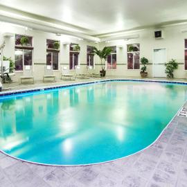 Holiday Inn Express Hotel & Suites Marion by IHG，馬里昂的飯店