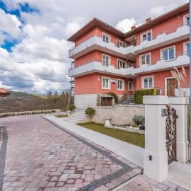 Apartments and Rooms Laura, hotel in Pazin