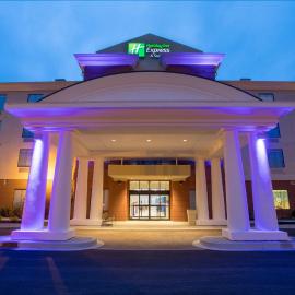 Viesnīca Holiday Inn Express & Suites Owings Mills-Baltimore Area by IHG pilsētā Ouingsmilsa