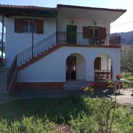 Manousi 1- Ground floor, hotel in Mystras