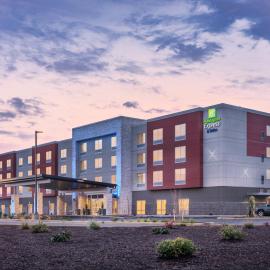Holiday Inn Express & Suites Salem North - Keizer by IHG, hotel in Keizer