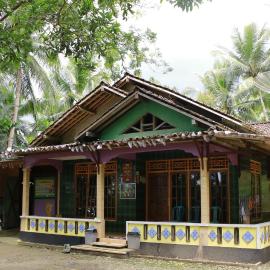 Homestay ENDRO，Sermo的飯店