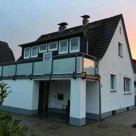 Ferienwohnung Rinteln - 4 Sterne - Im Kleinen Löök - 55 qm - 2 x TV - Terrasse - max 2 Erw und 1 Kind - Barrierearm TOP