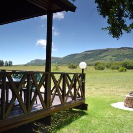 Intaba Thulile, hotel a Maanhaarrand