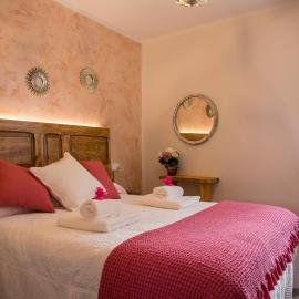 Casa Lizarrosta en Nacedero del Urederra, hotel a Baquedano