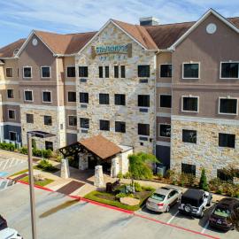 Staybridge Suites Houston-NASA Clear Lake by IHG، فندق في ويبستر