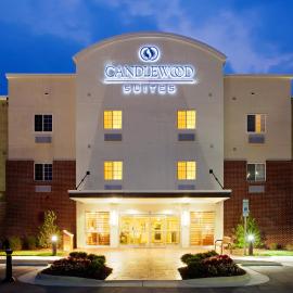 Candlewood Suites Rocky Mount by IHG، فندق في روكي ماونت