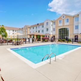 Staybridge Suites Cleveland Mayfield Heights Beachwood by IHG, ξενοδοχείο σε Mayfield Heights