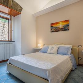 Aquamarine Apartment, Hotel in Vico Equense