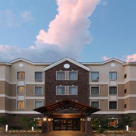 Hot Springs में, होटल Staybridge Suites Hot Springs by IHG