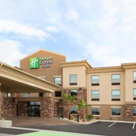 Holiday Inn Express & Suites Pahrump by IHG, hótel í Pahrump