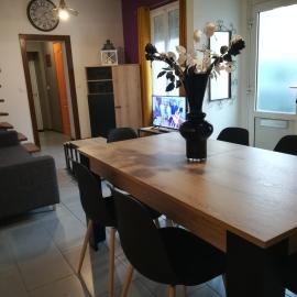 Le Loft Montargis Gien maison de ville proche la petite Venise du gâtinais, hotell i Sainte-Geneviève-des-Bois