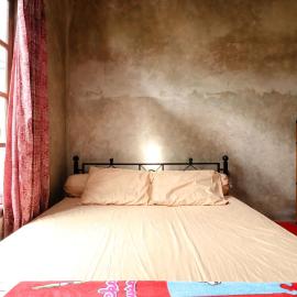 Kasmiyem Homestay, hotel v destinaci Sermo