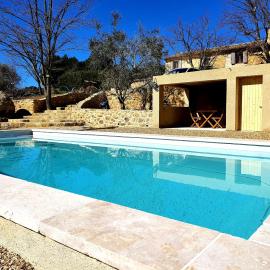 Bastide Bellugue Maison d'hôtes réseau Bienvenue à La Ferme à 3 minutes de Lourmarin, hotel v destinaci Cadenet