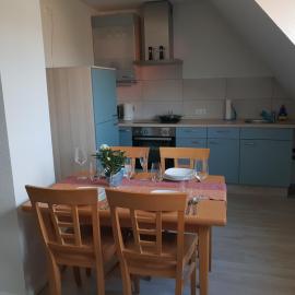 MESSE CGN-DUS Studio-Wohnung für 2-4; Zumietung bis 8 Personen möglich, hotel v destinácii Baumberg