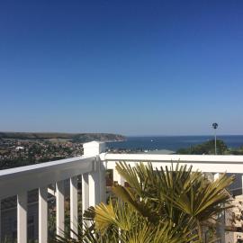 225 Buttercup Swanage Bay View - Vacation Home، فندق في سواناج