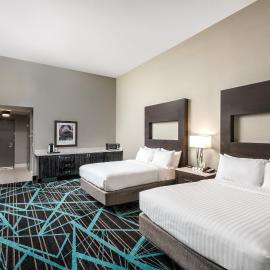 Holiday Inn Express & Suites - Charlotte Airport by IHG