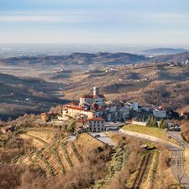 Šmartno में, होटल Aldilà Art Rooms, Apartment and Vacation House