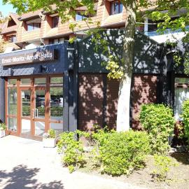 PEMATRA Ferienwohnungen Ostseestrasse 2, hotel in Travemünde