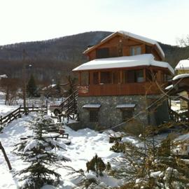 Chalet Parea, хотел в Метаморфоси