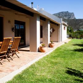 Hilton House, hotel in Pringle Bay