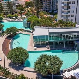 Q Resort on Hamilton Avenue - Hosted by Gold Coast Luxury Resorts, hotel in Gold Coast
