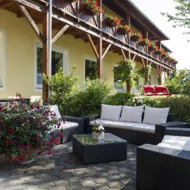 Der Dorfwirt, hotel u gradu Rechberg