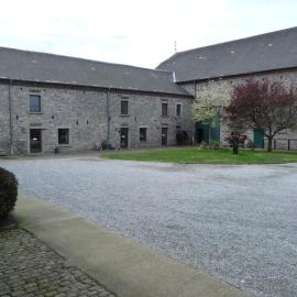 Fermes du Bonheur, Hotel in Sommière